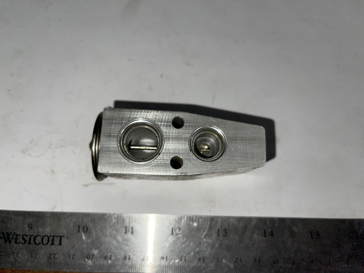 Motorcraft Ford Expansion Valve 8L8419849AA | eBay