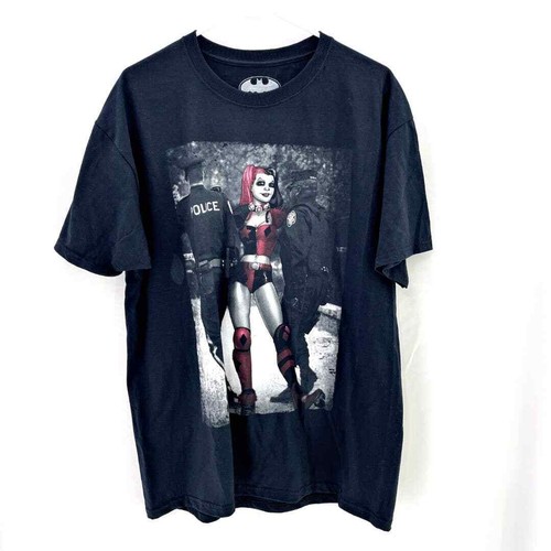 Sexy Harley Quinn Batman Shirt - Large 
