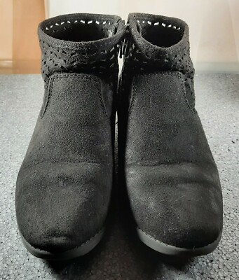 American Eagle Faux Suede Ankle Boot Black Size 3