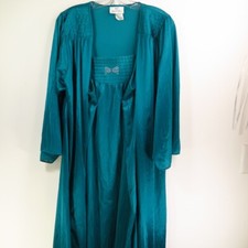 Undercover Wear Women's Vintage Green Nylon Night Gown w/ Robe Size M USA