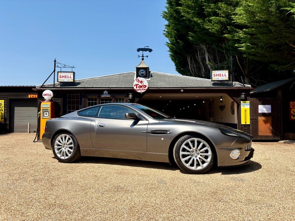 eBay - ASTON MARTIN VANQUISH 2...