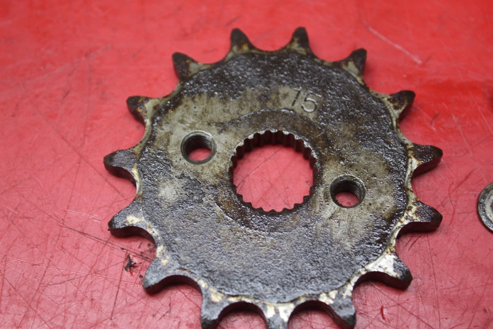 Honda CR80R 1998 placa de piñón de transmisión con tornillos 23802-GC4-601 Foto 2 de 3