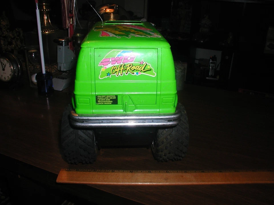 Radio Shack 4 wheel drive - Super VAN Remote Control Buggy 1980’s RC Car Vintage - Image 3 of 4