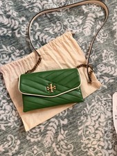 Tory Burch Kira Chevron Pop Edge Chain LeatherWallet / Crossbody Bag