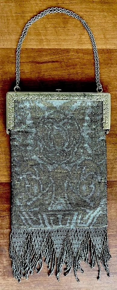 Antiguo bolso sin asas 1930 Art Deco francés corte de acero con cuentas muñeca bolso de noche Foto 4 de 4