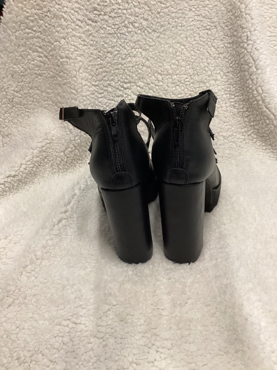 Mary Mary① Black Textured Mesh Pearl-Embellished Mary Jane Sneakers