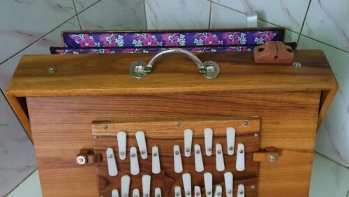 Shruti Box Large 36 Keys, 3 Octave 440Hz Sur Pete Teak & Ply FOOT PEDAL - Picture 5 of 6