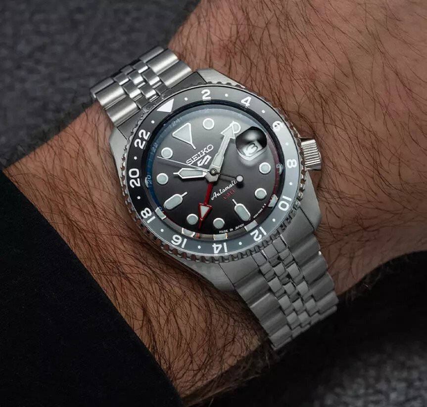 SEIKO Sports5 SSK019 米国限定 定価:約69,000円 Seiko 5 Sports SSK019