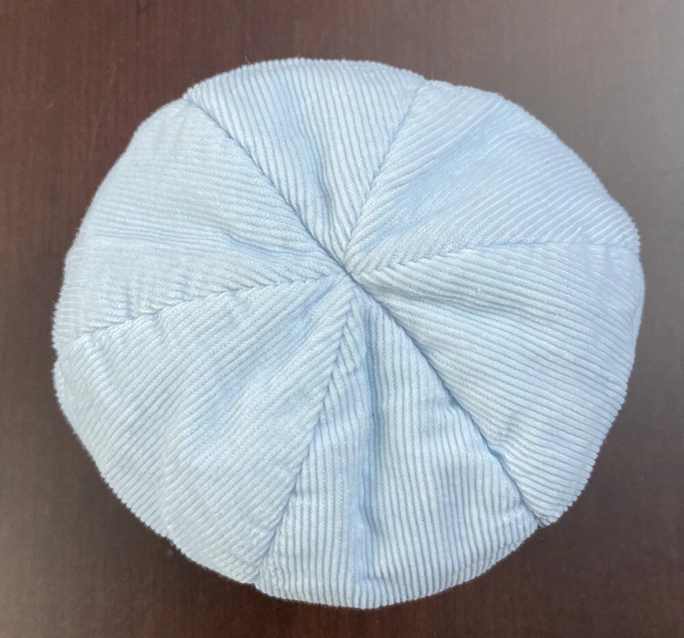 BERRETTO VINTAGE ROYAL BABY IMBOTTITO AZZURRO CHIARO CIRCONFERENZA 43 cm CIRCA - Immagine 2 di 4