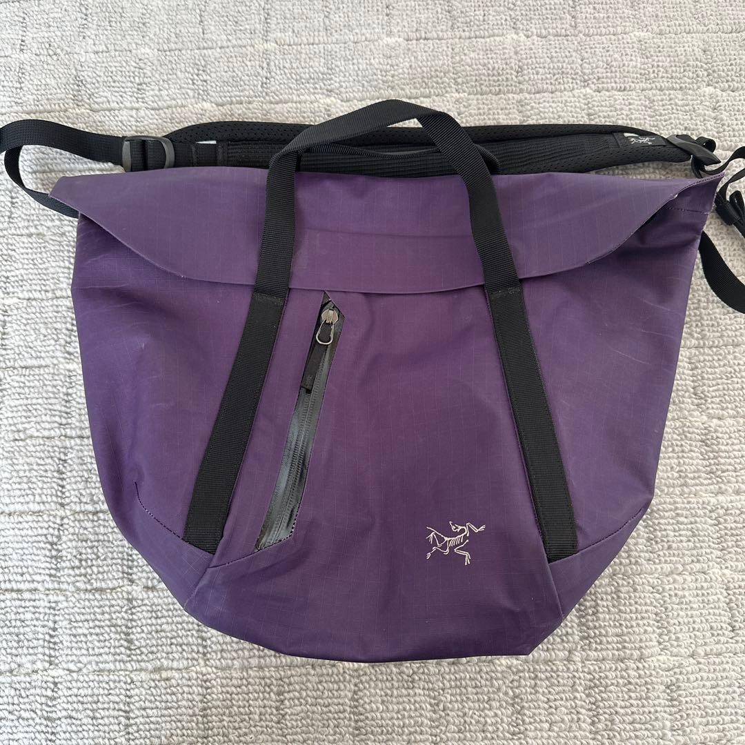 Arc'teryx Granville Shoulder Bag Purple Men's Rare color Black