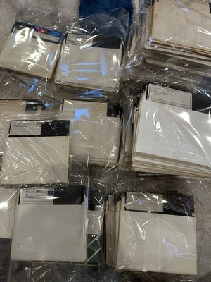 Vintage Big Lot of 300 Floppy Disks 5.25'' Formatted CAD VP Gemini Lotus Untested