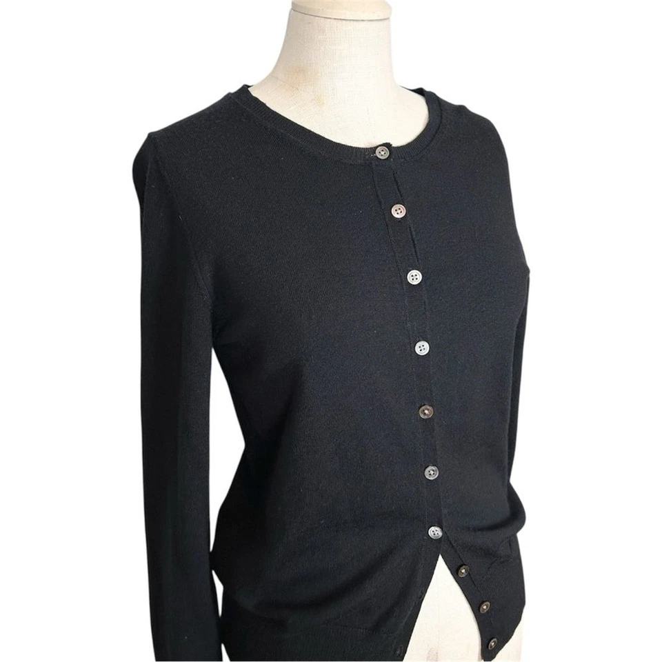 Banana Republic Y2K женщин M шерсти мериноса кнопка спереди черный кардиган свитер - Изображение 2 из 4