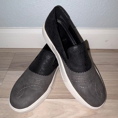 Volatile Womens Slip On Sneakers Grey Black Floral Embossed Western Stitch Size9