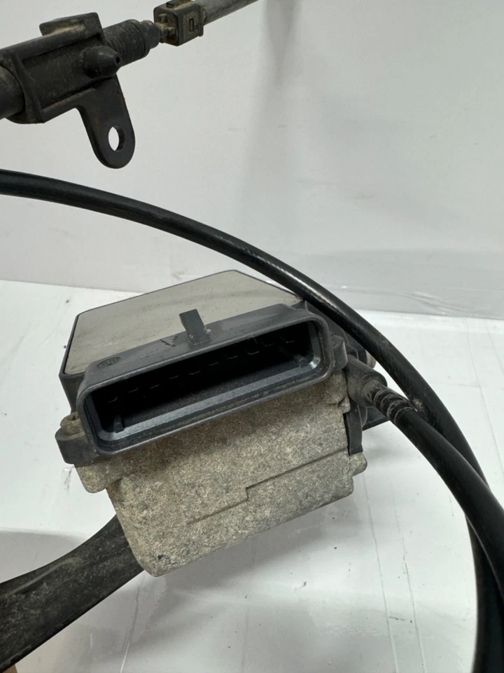 Módulo de control de crucero Ford F150 F250 Expedition F85F9C735AB 1997 1998 FABRICANTE DE EQUIPOS ORIGINALES Foto 4 de 4