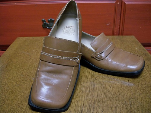 Joan & David Too Camel loafers 6M - Picture 4 of 5