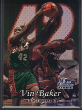 1998-1999 Flair Showcase Vin Baker #58 Row 2 Supersonics
