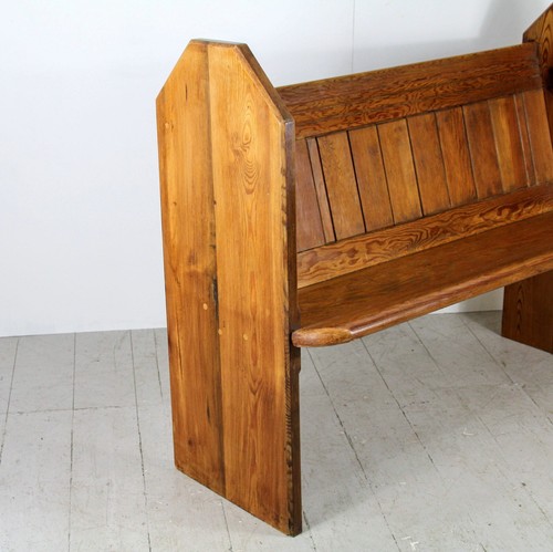 A late 19th century Victorian pitch pine church pew, dished seat - Picture 4 of 6
