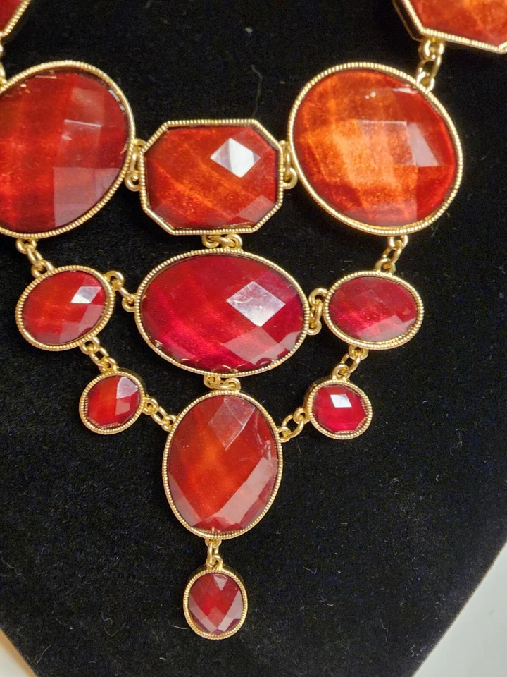 Collar babero acrílico Macy's vintage nuevo con etiquetas óxido naranja dorado brillante Foto 2 de 3
