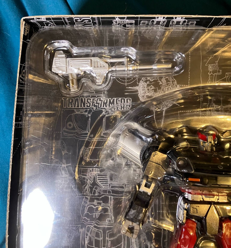 Hasbro Transformers Masterpiece Toys R Us Exclusive Bluestreak MP-06 - Picture 4 of 4