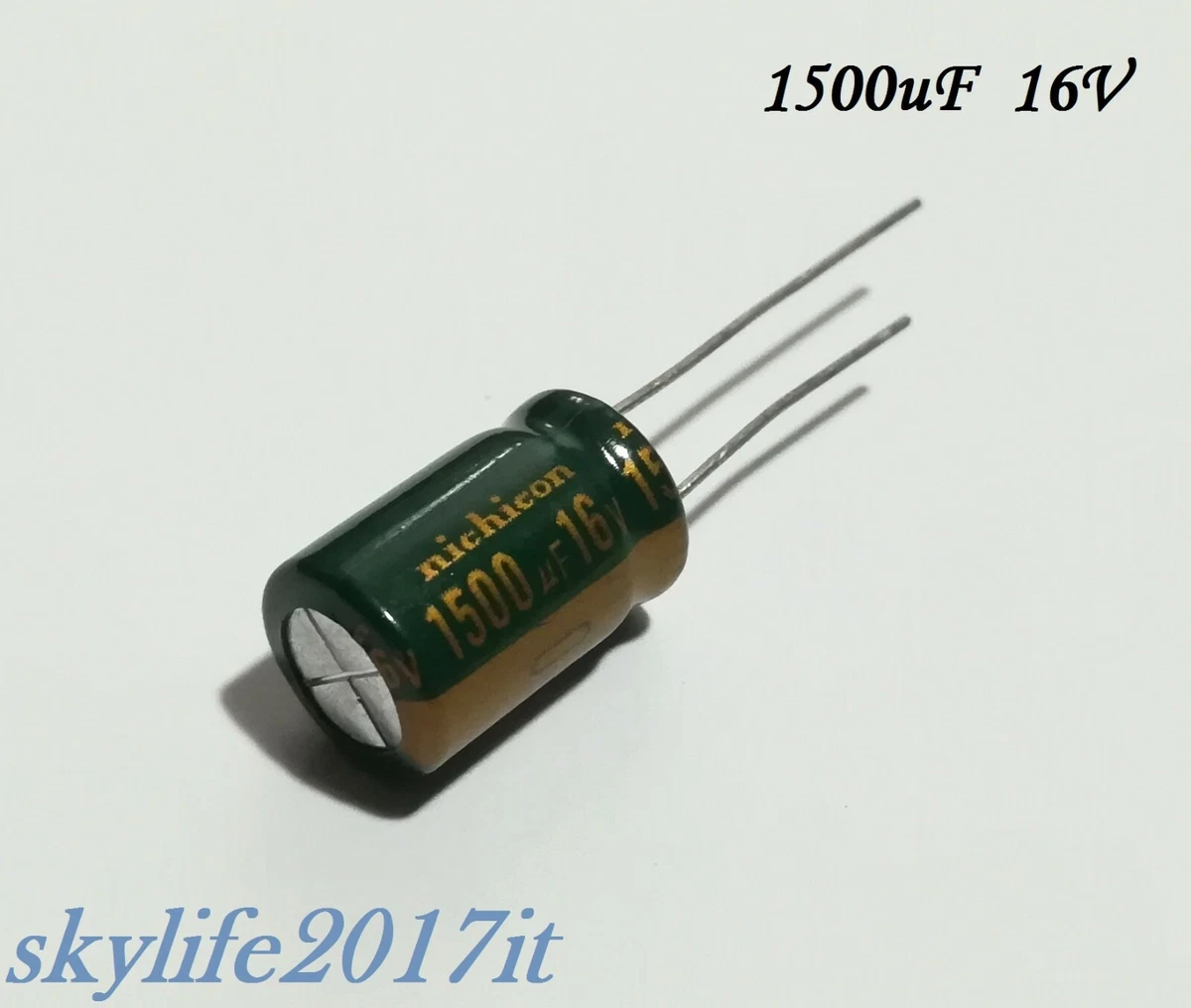 Condensatore Elettrolitico 22uF 16V 85°C Radiale 5x12mm (3 Pezzi