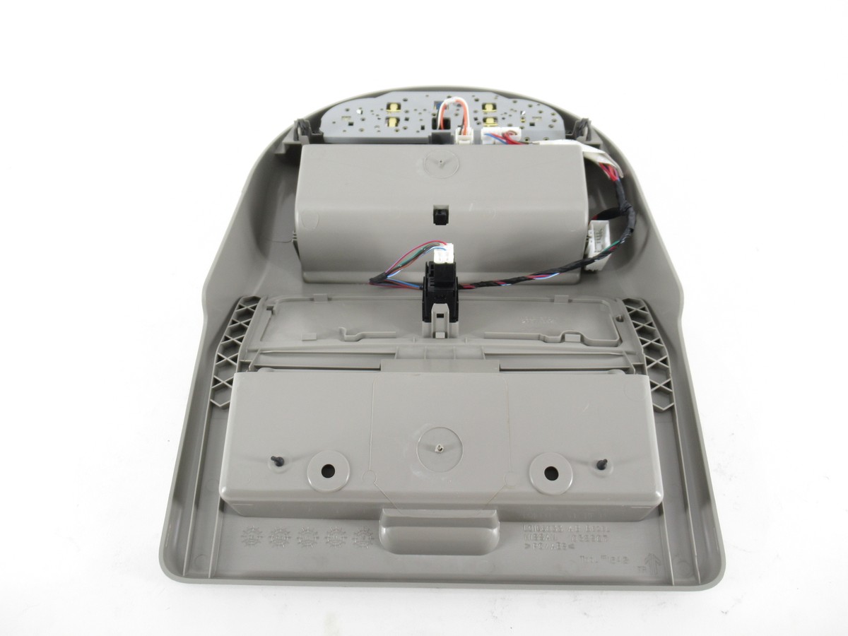maaa確認ページ Nissan OEM 09-15 TITAN Interior-light Lamp ASSY 26430ZT73A