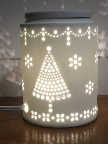 Scentsy Tinsel Christmas Trees Snow Flakes Warmer Bonus 2 Wax Melts ##14## - Picture 4 of 8