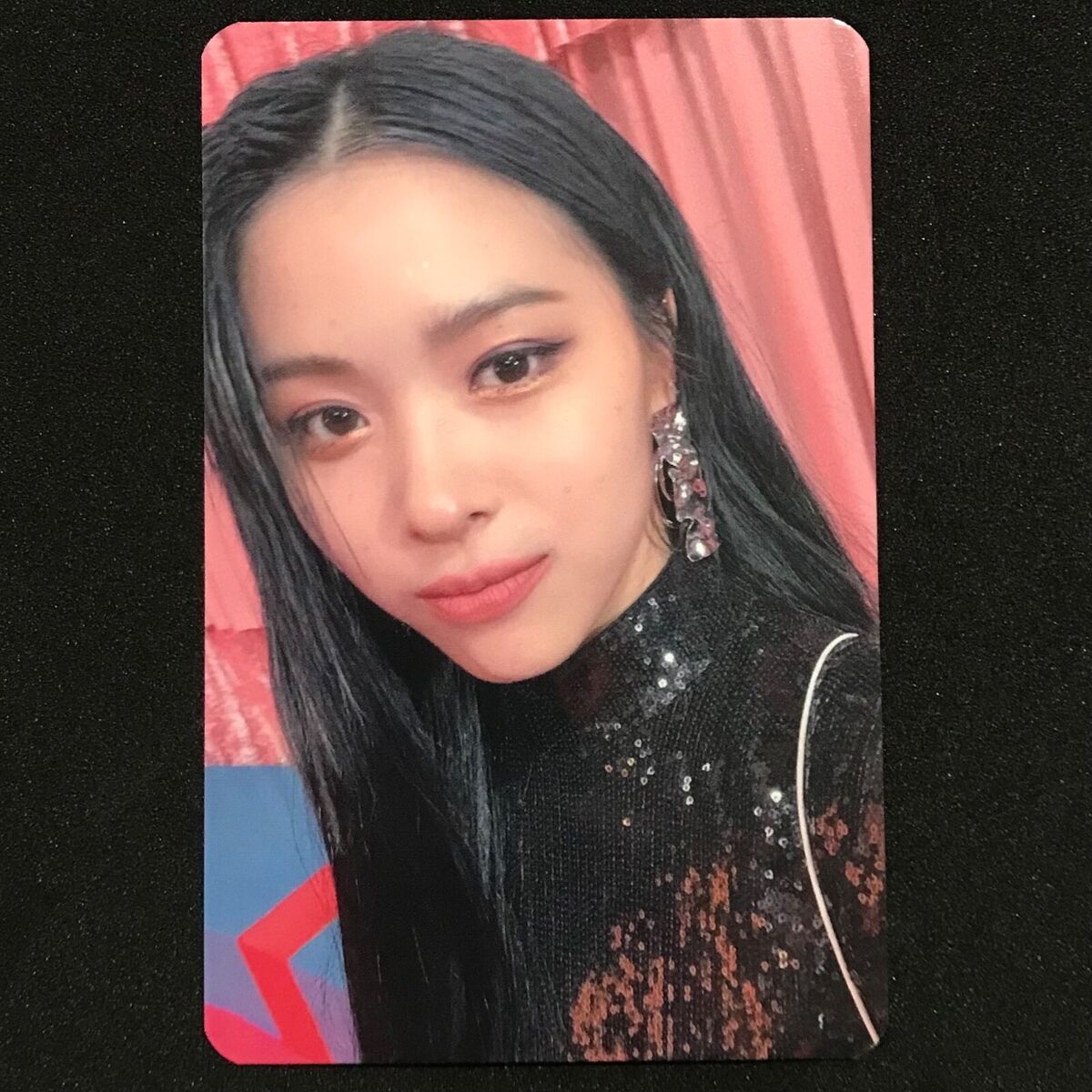 ITZY Official Photocard - Album CRAZY IN LOVE Mecima ITZY Official Photocard - Album CRAZY IN LOVE Mecima