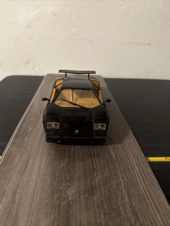 Black Lamborghini Countach 1/24 1:24 Revell G. M. B. H. 1988 Rare Vintage - Image 4 of 4