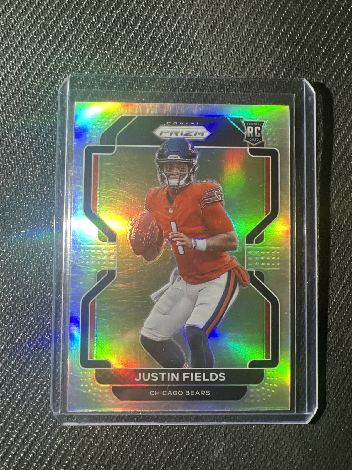 2021 Panini Prizm - Rookie Variation Justin Fields #V-334 Silver Prizm (RC)