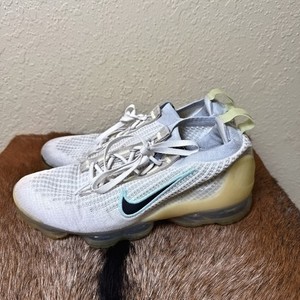 Nike Air VaporMax 7Y 2021 FK Youth White Mis Matched Swoosh DQ7758-100 Run Gym