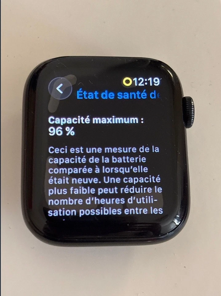 Apple Watch SE (2nd generation), photo 2 sur 5