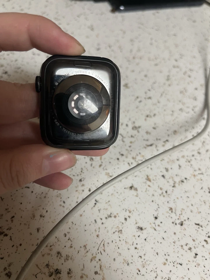 Apple Watch Series 5 44mm (GPS + Cellular) Stainless Steel Case - Black - Image 4 of 4