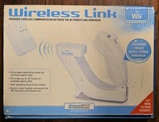 dreamGEAR Ergonomic Nunchuck Cradle & Wireless Link for Nintendo Wii [A-1]