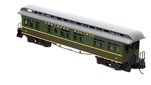Coche de negocios N Roundhouse 88148 50' Overland Northern Pacific MTL cplrs+mtlwhls | Zustand: Used