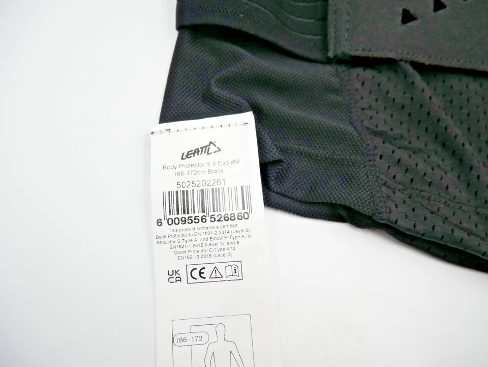 Protector Cuerpo Leatt 5.5 Evo Negro Talla Mediana - 5025202261 Foto 3 de 4