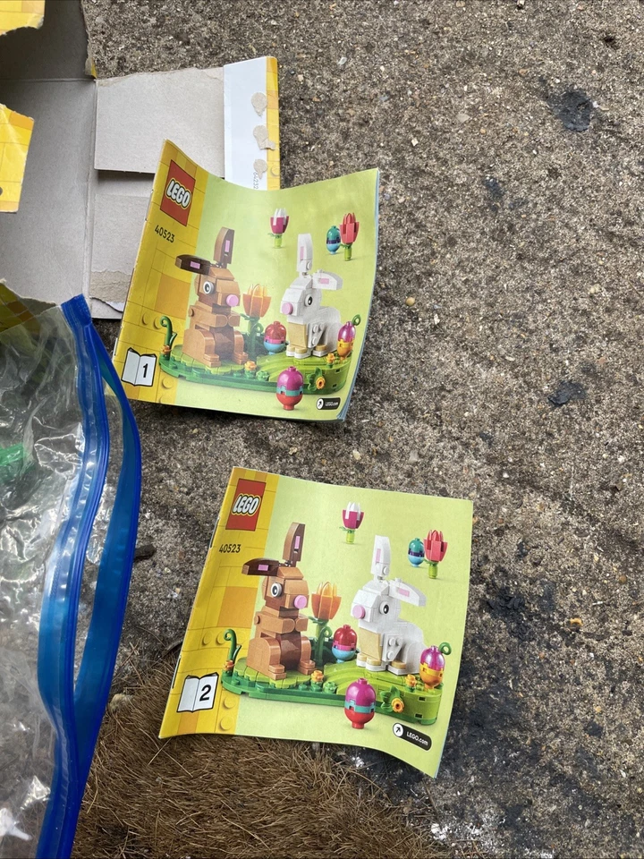 LEGO 40523 Easter Rabbits Display, photo 2 of 4