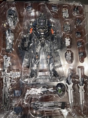 threezero DLX Transformers Age of Extinction Lockdown Figure Event Exclusive