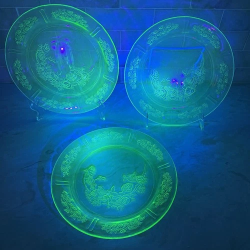 Vintage Uranium Cabbage Rose Sharon Pattern Set 3 Plates 9” Floral