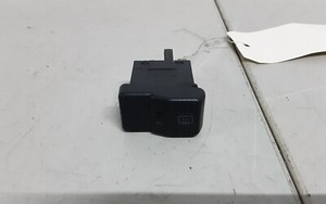 VW Passat 35i B3 Corrado T4 Polo 2F Heckscheibenheizungsschalter 535959621