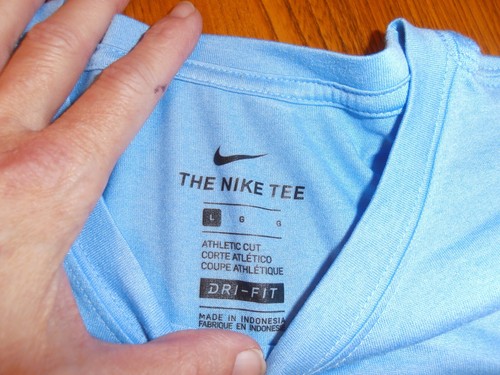 JUMPMAN NIKE T-SHIRT & CAROLINA TAR HEELS SWEATPANTS LOT OF 2 YOUTH SIZE 18/20 - Picture 4 of 12