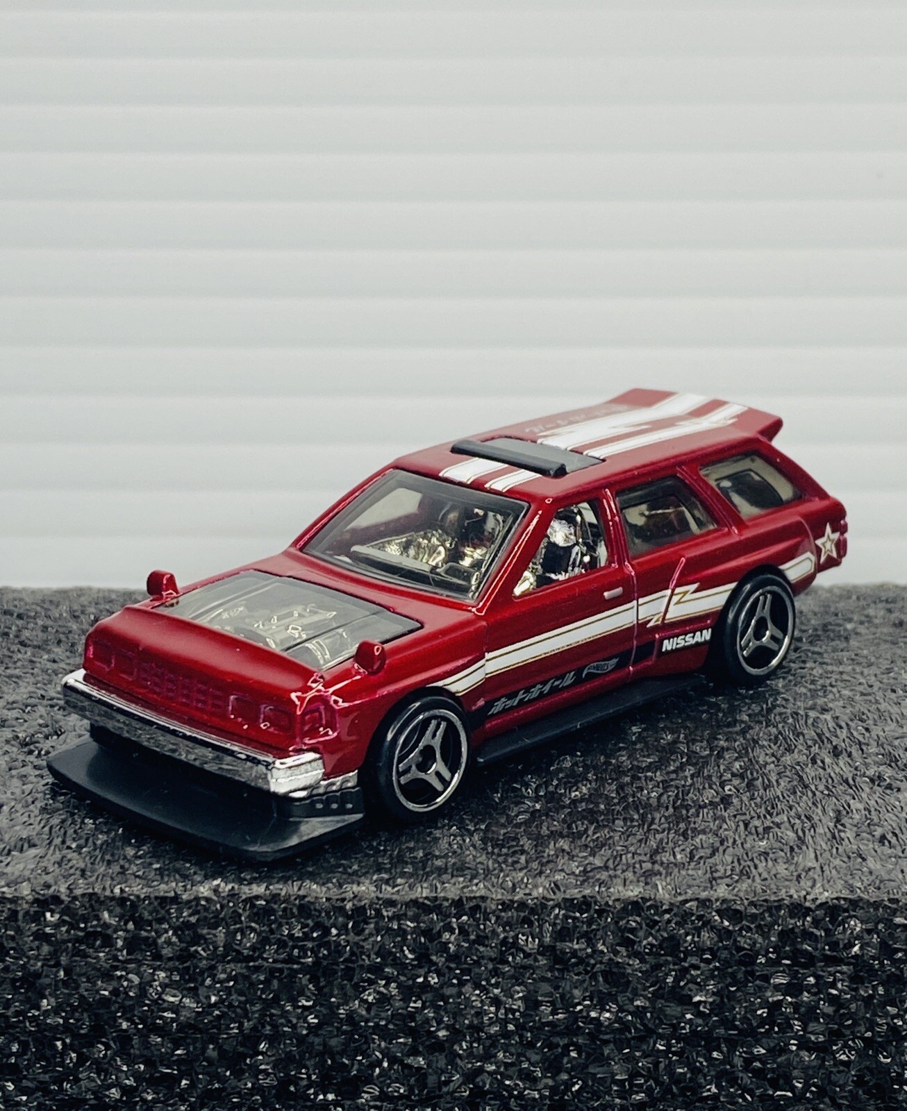 2023 Hot Wheels HW J-IMPORTS 4/10 Nissan Maxima Drift Car 47/250 - New Loose