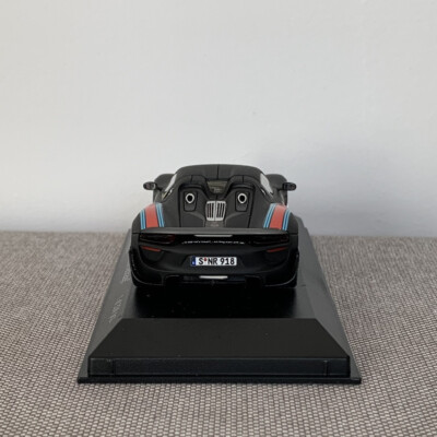 ミニカー 1/43 Porsche 918 Spyder Weissach Paket 1/43 Spark Porsche 918 Spyder Weissach Package from 2013 in