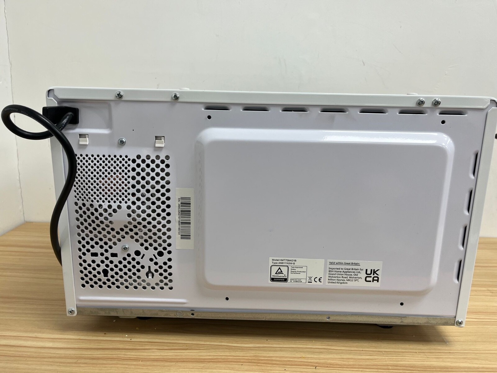 Bosch HMT75M421B Serie 2 Freestanding 800W Microwave Oven, 17 litre