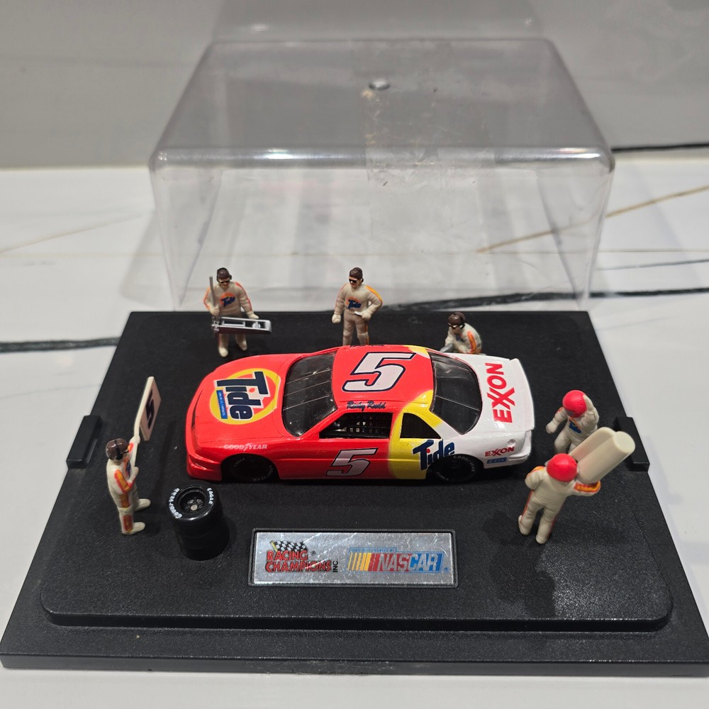 Nascar Racing Champions Die Cast Tide Car Diorama Vintage Toy
