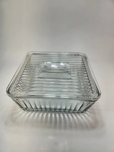 Vintage Anchor Hocking 1932 Design Ribbed 9 x 9 Refrigerator Baking Dish w/ Lid