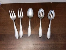 Cambridge GABRIELLA SAND Stainless Satin Glossy  Set of 5 Piece Serving Set