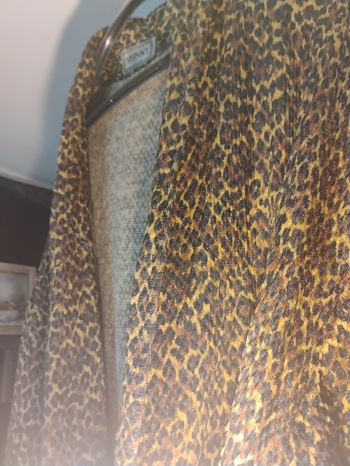 Versace Intimo Leopard Bathrobe - image 4