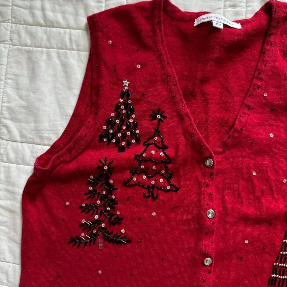 Mercer St Studio Navidad Tejido Chaleco Embellecido Con Cuentas Talla M Árboles de Navidad Foto 4 de 4