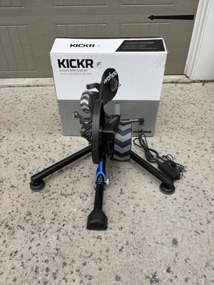 Wahoo KICKR Smart Trainer V4 Bicycle Bike Trainer with Wahoo Axis feet