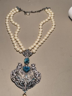 Heidi Daus Fierce And Fleur De Lis Leopard Swarovski Crystals and Pearl Necklace